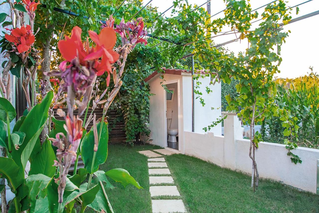 Zissis Villa & Pool 5Min Drive To Beach Kato Yerakarion Exterior foto