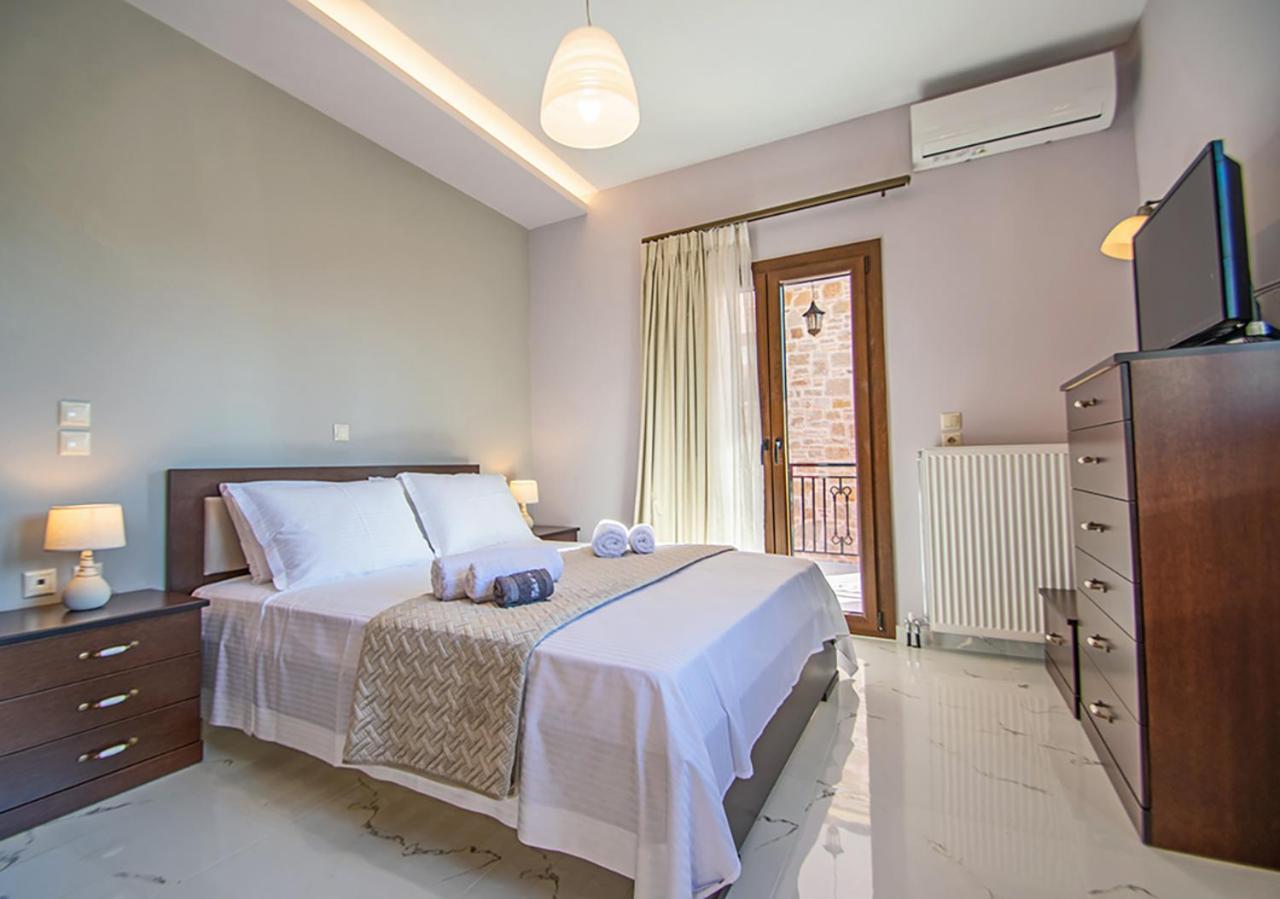 Zissis Villa & Pool 5Min Drive To Beach Kato Yerakarion Exterior foto